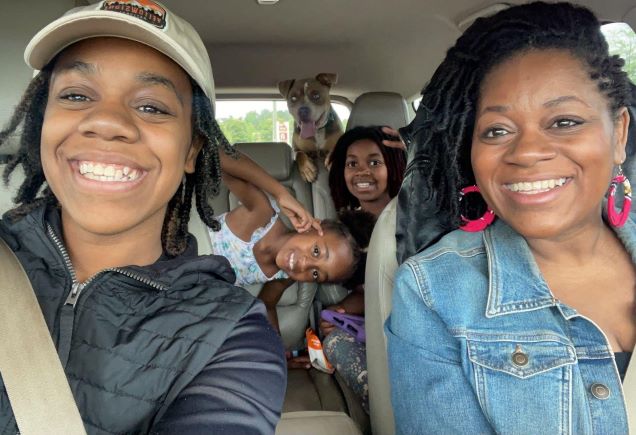 Stone Family Road trip - Sorilbran and her collection of daughters rsz
